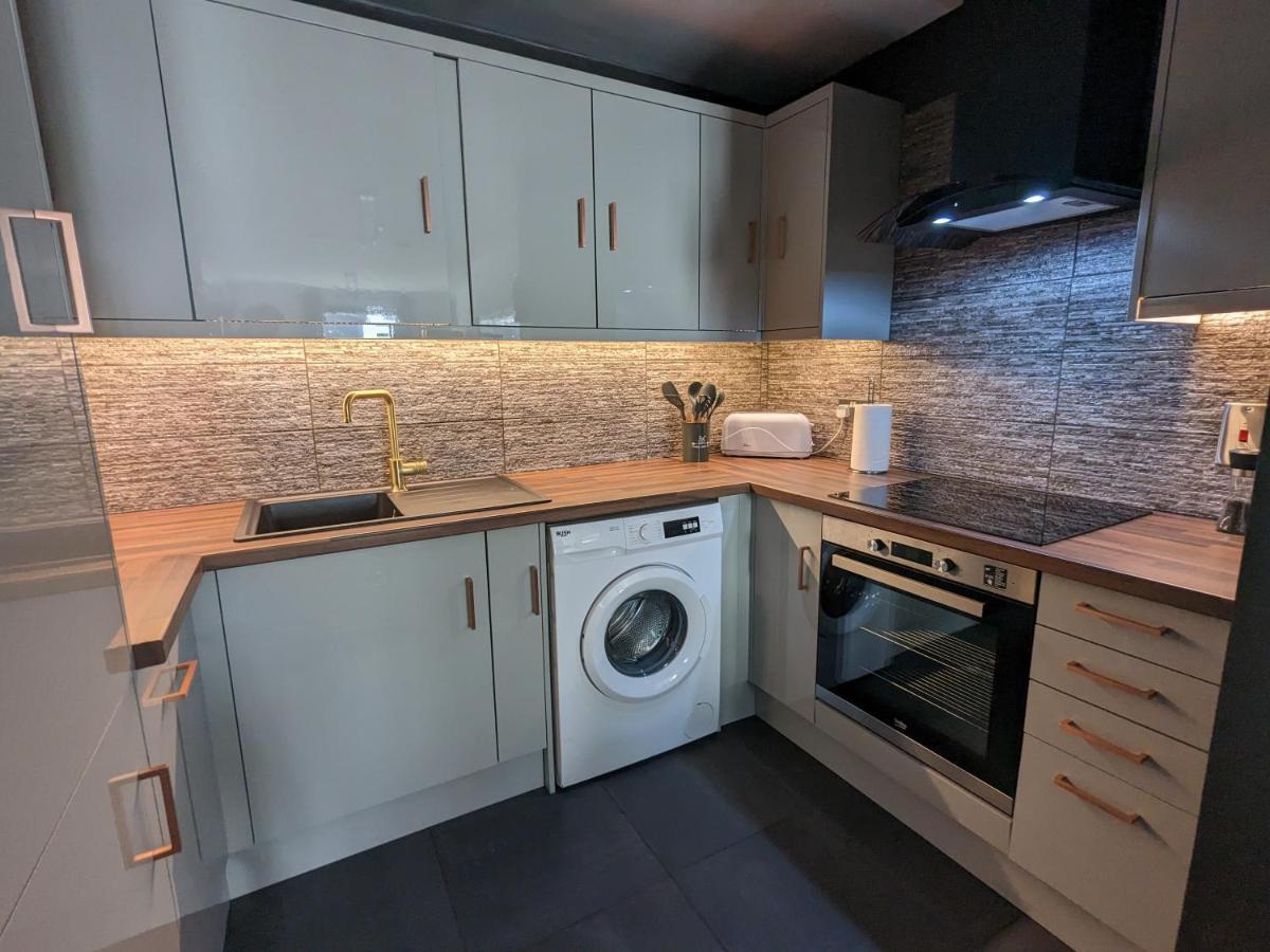 Beautiful Modern Coventry City Centre Apartment Exterior photo